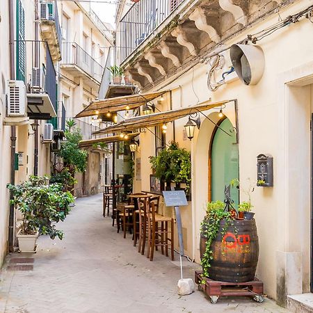 Modica For Family - Rooms And Apartments Kültér fotó