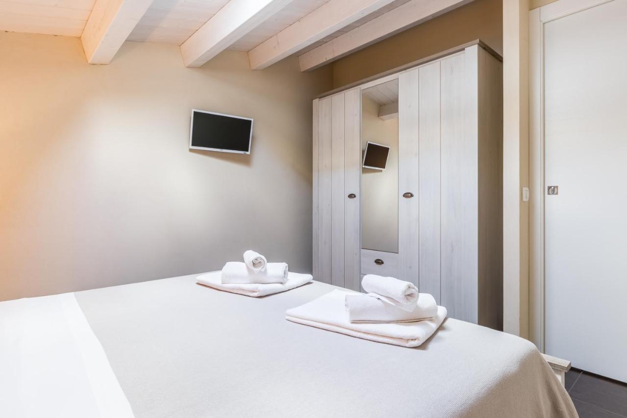 Modica For Family - Rooms And Apartments Kültér fotó