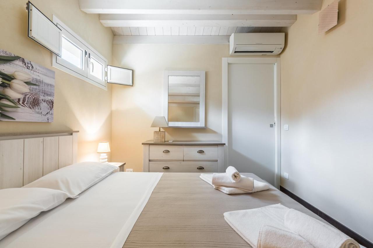 Modica For Family - Rooms And Apartments Kültér fotó